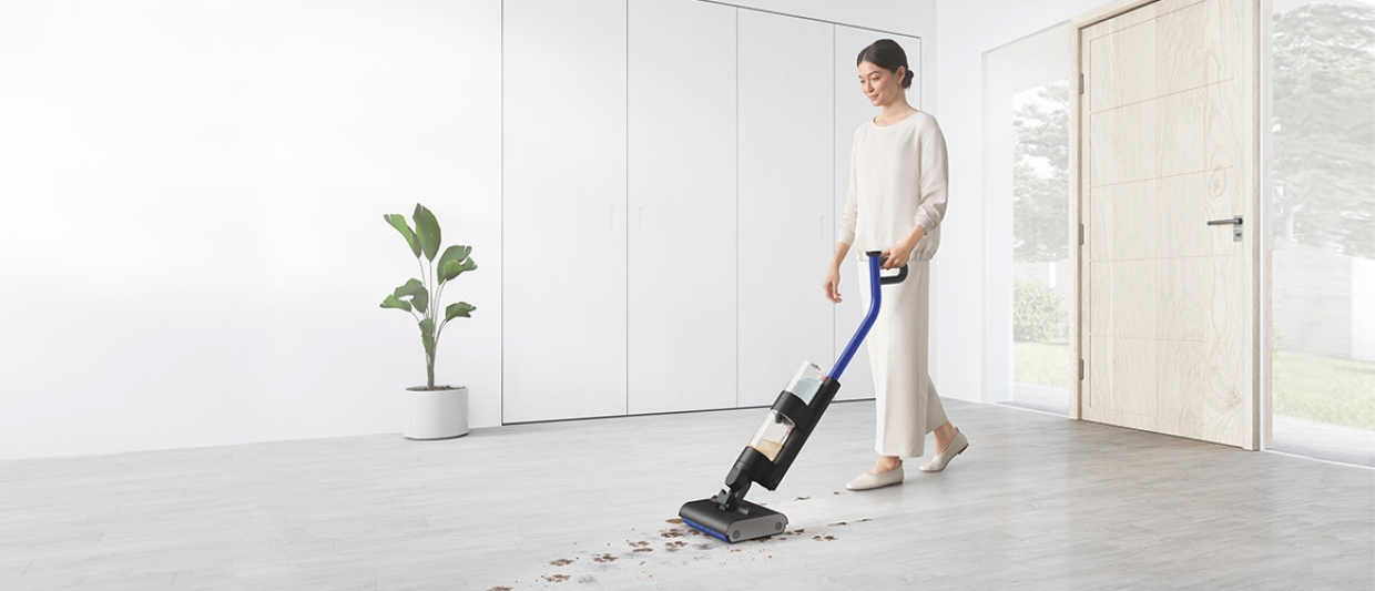 Как навести порядок дома после праздников с помощью устройства Dyson WashG1?